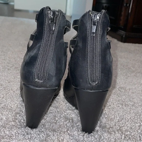 Wedge sandals size 6.5 - Picture 4 of 4